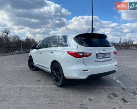 Белый Инфинити QX60, объемом двигателя 3.5 л и пробегом 186 тыс. км за 16700 $, фото 5 на Automoto.ua