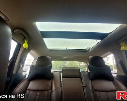 Белый Инфинити QX60, объемом двигателя 3.5 л и пробегом 280 тыс. км за 16800 $, фото 3 на Automoto.ua