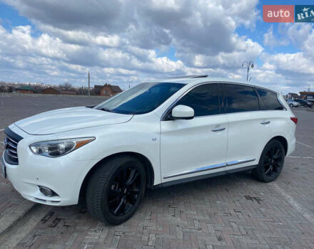 Белый Инфинити QX60, объемом двигателя 3.5 л и пробегом 186 тыс. км за 13700 $, фото 3 на Automoto.ua