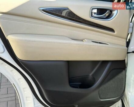 Білий Інфініті QX60, об'ємом двигуна 3.5 л та пробігом 160 тис. км за 16490 $, фото 15 на Automoto.ua