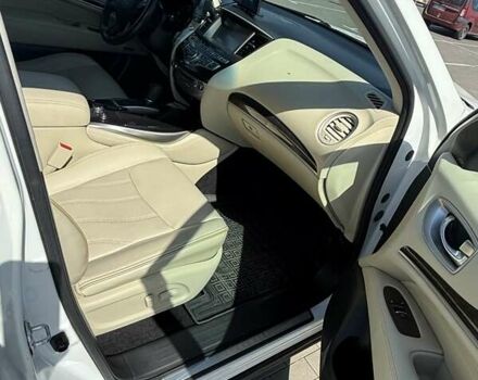 Белый Инфинити QX60, объемом двигателя 3.5 л и пробегом 156 тыс. км за 18000 $, фото 10 на Automoto.ua