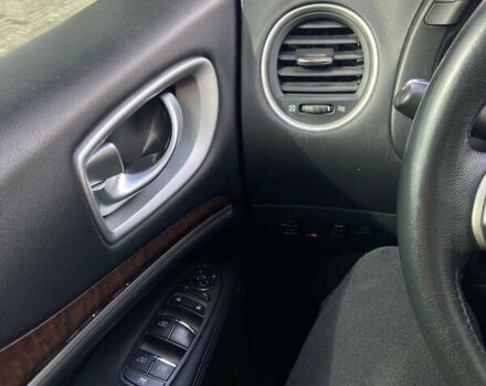 Белый Инфинити QX60, объемом двигателя 3.5 л и пробегом 186 тыс. км за 13700 $, фото 18 на Automoto.ua