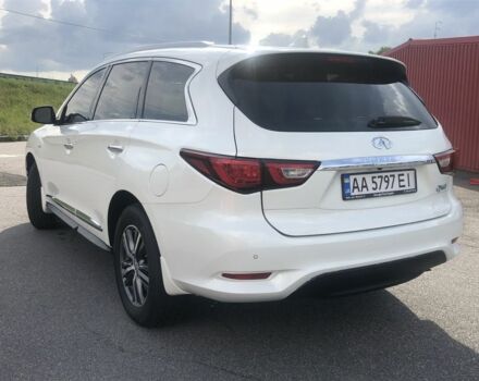 Білий Інфініті QX60, об'ємом двигуна 0.35 л та пробігом 180 тис. км за 24900 $, фото 5 на Automoto.ua