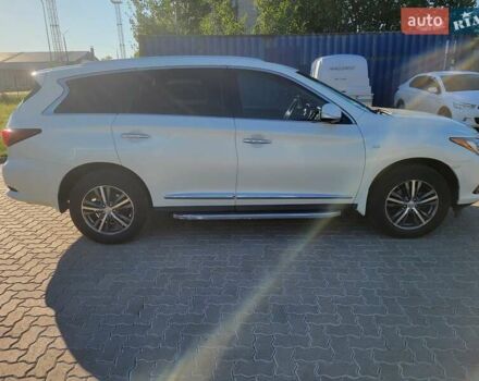 Белый Инфинити QX60, объемом двигателя 3.5 л и пробегом 156 тыс. км за 16700 $, фото 2 на Automoto.ua
