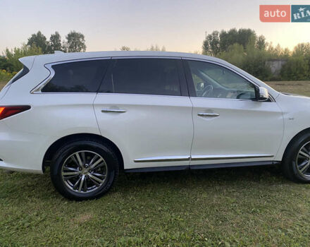 Білий Інфініті QX60, об'ємом двигуна 3.5 л та пробігом 167 тис. км за 18500 $, фото 5 на Automoto.ua