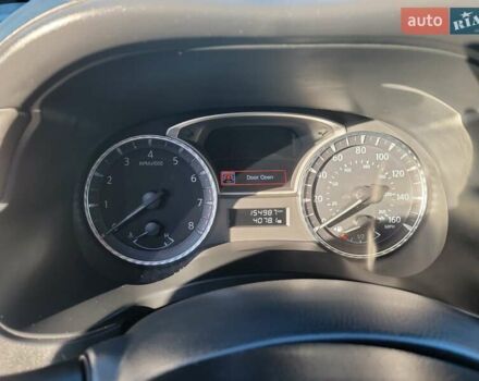 Белый Инфинити QX60, объемом двигателя 3.5 л и пробегом 156 тыс. км за 16700 $, фото 4 на Automoto.ua