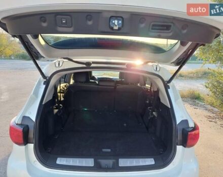 Белый Инфинити QX60, объемом двигателя 3.5 л и пробегом 99 тыс. км за 18500 $, фото 17 на Automoto.ua