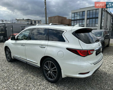 Белый Инфинити QX60, объемом двигателя 3.5 л и пробегом 108 тыс. км за 22000 $, фото 8 на Automoto.ua