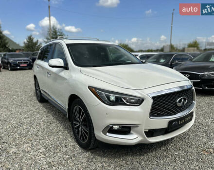 Белый Инфинити QX60, объемом двигателя 3.5 л и пробегом 108 тыс. км за 22000 $, фото 1 на Automoto.ua