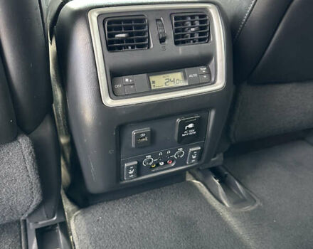 Белый Инфинити QX60, объемом двигателя 3.5 л и пробегом 108 тыс. км за 22000 $, фото 27 на Automoto.ua