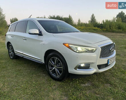Білий Інфініті QX60, об'ємом двигуна 3.5 л та пробігом 167 тис. км за 18500 $, фото 7 на Automoto.ua