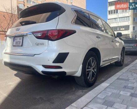 Белый Инфинити QX60, объемом двигателя 3.5 л и пробегом 141 тыс. км за 19800 $, фото 5 на Automoto.ua