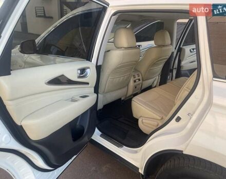 Белый Инфинити QX60, объемом двигателя 3.5 л и пробегом 141 тыс. км за 19800 $, фото 9 на Automoto.ua