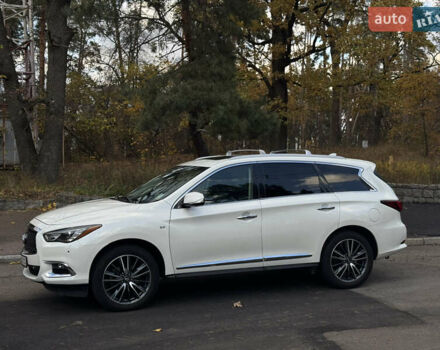 Белый Инфинити QX60, объемом двигателя 3.5 л и пробегом 135 тыс. км за 15500 $, фото 2 на Automoto.ua