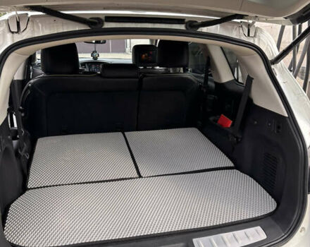 Белый Инфинити QX60, объемом двигателя 3.5 л и пробегом 99 тыс. км за 20500 $, фото 45 на Automoto.ua