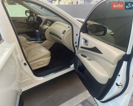 Белый Инфинити QX60, объемом двигателя 3.5 л и пробегом 141 тыс. км за 19800 $, фото 14 на Automoto.ua