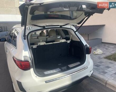 Белый Инфинити QX60, объемом двигателя 3.5 л и пробегом 141 тыс. км за 19800 $, фото 6 на Automoto.ua