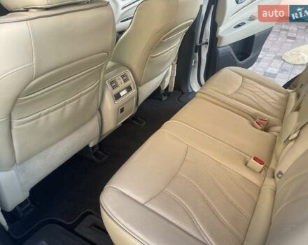 Белый Инфинити QX60, объемом двигателя 3.5 л и пробегом 141 тыс. км за 19800 $, фото 12 на Automoto.ua