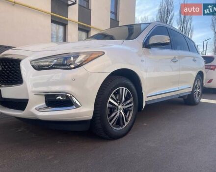 Белый Инфинити QX60, объемом двигателя 3.5 л и пробегом 141 тыс. км за 19800 $, фото 8 на Automoto.ua