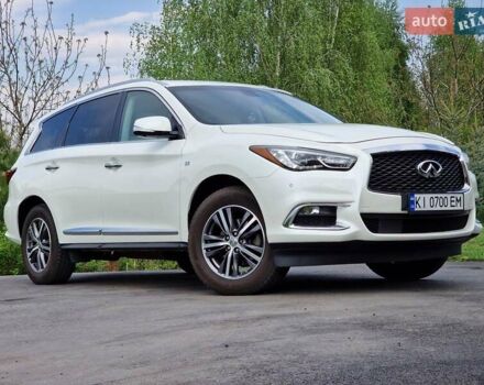 Белый Инфинити QX60, объемом двигателя 3.5 л и пробегом 107 тыс. км за 21700 $, фото 3 на Automoto.ua