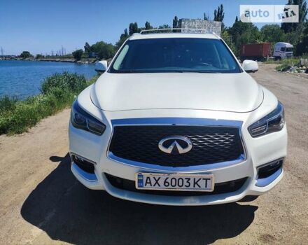 Белый Инфинити QX60, объемом двигателя 3.5 л и пробегом 65 тыс. км за 24000 $, фото 1 на Automoto.ua