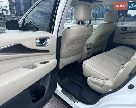 Білий Інфініті QX60, об'ємом двигуна 3.5 л та пробігом 32 тис. км за 19200 $, фото 48 на Automoto.ua