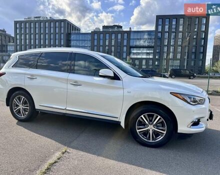 Білий Інфініті QX60, об'ємом двигуна 3.5 л та пробігом 32 тис. км за 19200 $, фото 15 на Automoto.ua