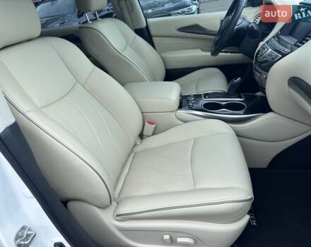 Білий Інфініті QX60, об'ємом двигуна 3.5 л та пробігом 32 тис. км за 19200 $, фото 37 на Automoto.ua