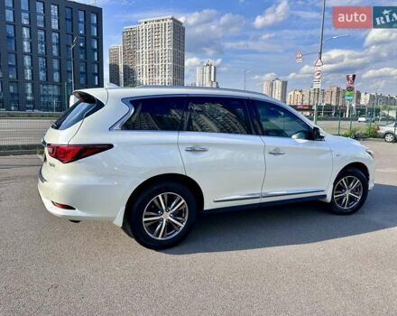 Білий Інфініті QX60, об'ємом двигуна 3.5 л та пробігом 32 тис. км за 19200 $, фото 32 на Automoto.ua
