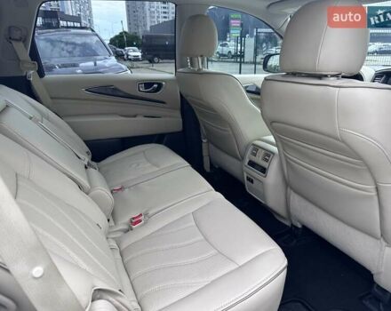 Білий Інфініті QX60, об'ємом двигуна 3.5 л та пробігом 32 тис. км за 19200 $, фото 46 на Automoto.ua