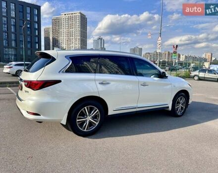 Білий Інфініті QX60, об'ємом двигуна 3.5 л та пробігом 32 тис. км за 19200 $, фото 4 на Automoto.ua