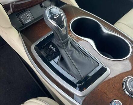 Белый Инфинити QX60, объемом двигателя 3.5 л и пробегом 106 тыс. км за 19800 $, фото 18 на Automoto.ua