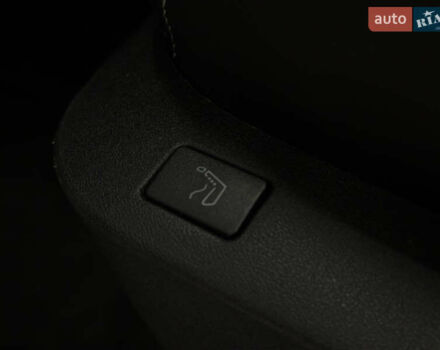 Білий Інфініті QX60, об'ємом двигуна 3.5 л та пробігом 21 тис. км за 41999 $, фото 22 на Automoto.ua