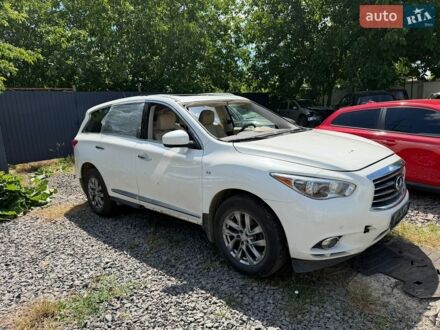 Белый Инфинити QX60, объемом двигателя 3.5 л и пробегом 150 тыс. км за 4800 $, фото 1 на Automoto.ua