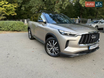 Белый Инфинити QX60, объемом двигателя 3.5 л и пробегом 32 тыс. км за 39900 $, фото 1 на Automoto.ua