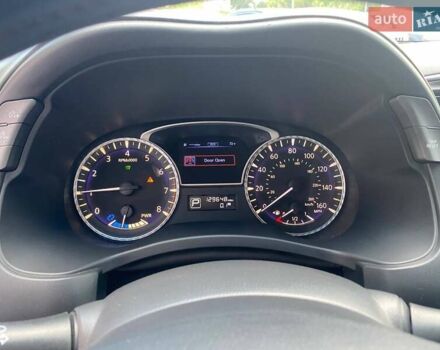 Черный Инфинити QX60, объемом двигателя 2.5 л и пробегом 206 тыс. км за 13900 $, фото 12 на Automoto.ua