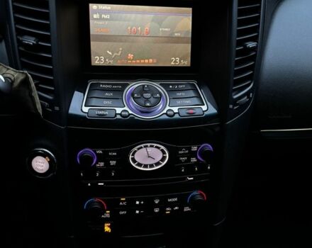 Черный Инфинити QX60, объемом двигателя 3.7 л и пробегом 230 тыс. км за 16500 $, фото 7 на Automoto.ua