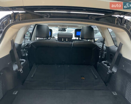 Черный Инфинити QX60, объемом двигателя 2.5 л и пробегом 174 тыс. км за 12800 $, фото 6 на Automoto.ua