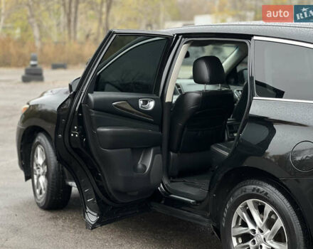 Черный Инфинити QX60, объемом двигателя 3.5 л и пробегом 200 тыс. км за 11500 $, фото 9 на Automoto.ua