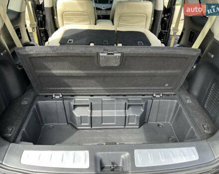Чорний Інфініті QX60, об'ємом двигуна 3.5 л та пробігом 221 тис. км за 15000 $, фото 11 на Automoto.ua
