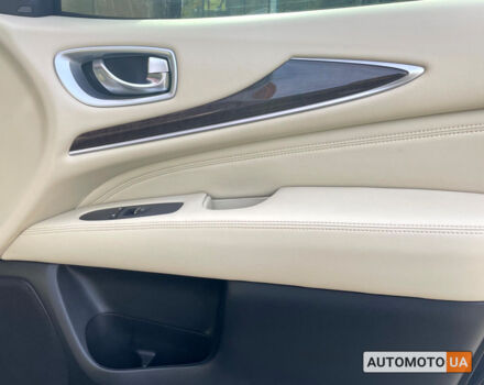 Черный Инфинити QX60, объемом двигателя 3.5 л и пробегом 132 тыс. км за 19400 $, фото 8 на Automoto.ua