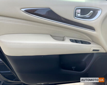 Черный Инфинити QX60, объемом двигателя 3.5 л и пробегом 132 тыс. км за 19400 $, фото 4 на Automoto.ua