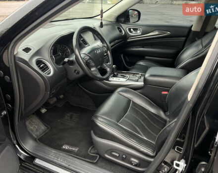 Черный Инфинити QX60, объемом двигателя 3.5 л и пробегом 200 тыс. км за 11500 $, фото 24 на Automoto.ua