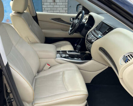 Чорний Інфініті QX60, об'ємом двигуна 3.5 л та пробігом 221 тис. км за 15000 $, фото 14 на Automoto.ua
