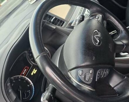 Черный Инфинити QX60, объемом двигателя 3.5 л и пробегом 205 тыс. км за 17250 $, фото 16 на Automoto.ua