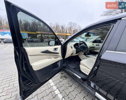 Черный Инфинити QX60, объемом двигателя 3.5 л и пробегом 167 тыс. км за 17700 $, фото 32 на Automoto.ua