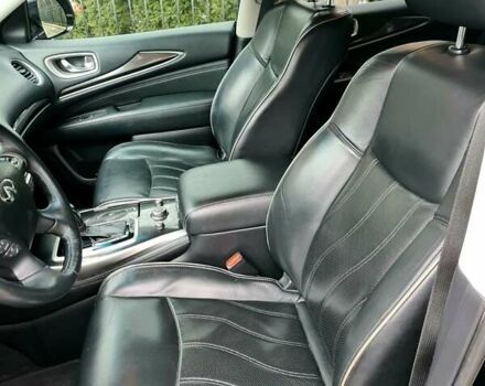 Чорний Інфініті QX60, об'ємом двигуна 3.5 л та пробігом 216 тис. км за 17500 $, фото 10 на Automoto.ua