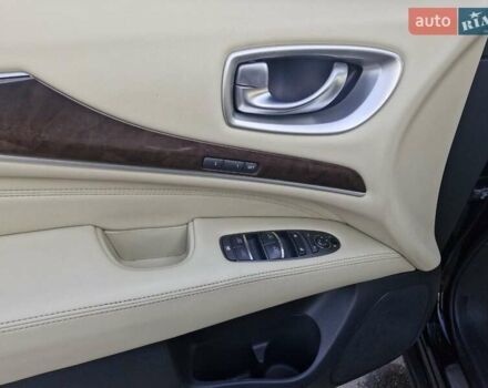 Черный Инфинити QX60, объемом двигателя 3.5 л и пробегом 245 тыс. км за 15999 $, фото 10 на Automoto.ua