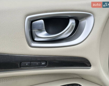 Черный Инфинити QX60, объемом двигателя 3.5 л и пробегом 167 тыс. км за 17700 $, фото 63 на Automoto.ua