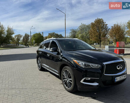 Черный Инфинити QX60, объемом двигателя 3.5 л и пробегом 195 тыс. км за 19000 $, фото 1 на Automoto.ua